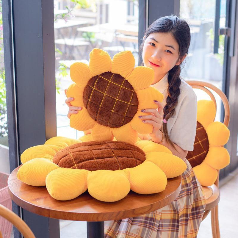 Beautiful Sunflower Plush Seat Cushion - Image 2