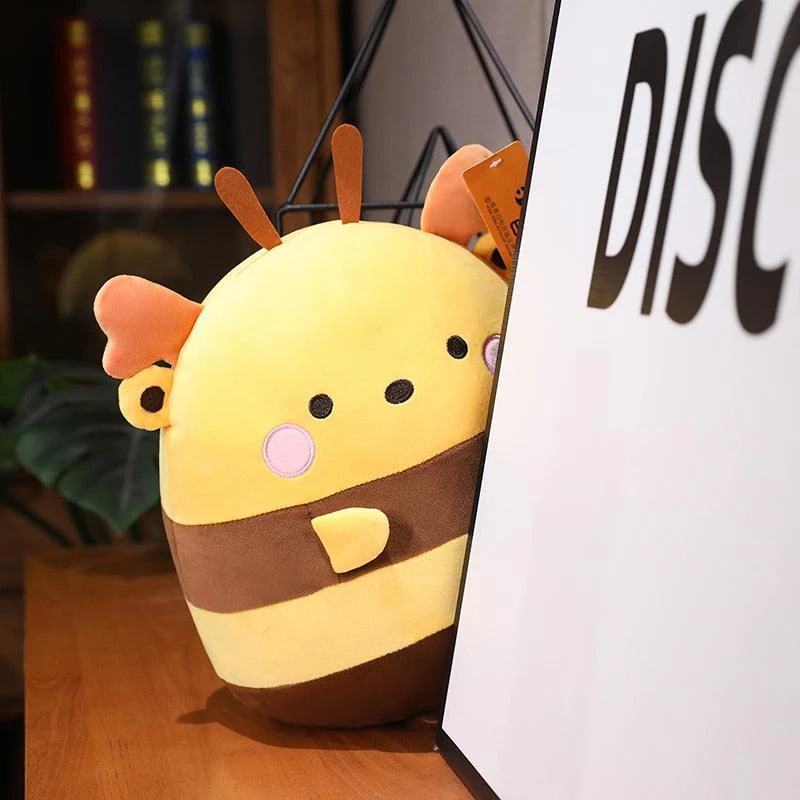 Cinnamon the Honey Bee Plushie - Image 2