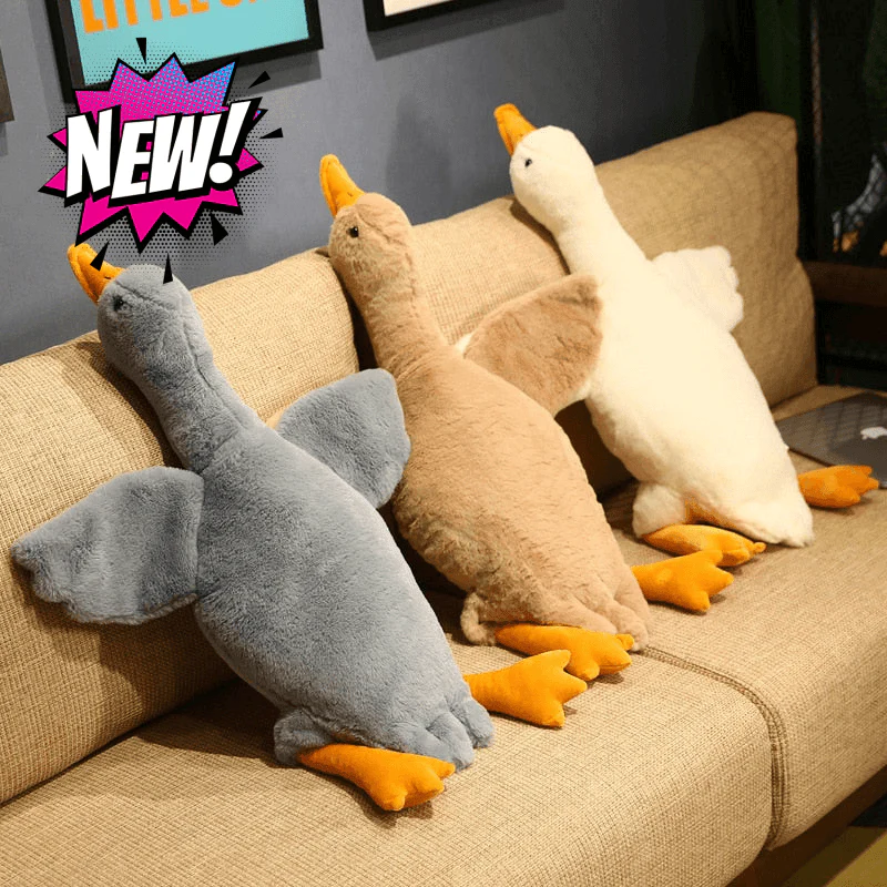 Gooser the Cuddly Goose Plushie - Image 3