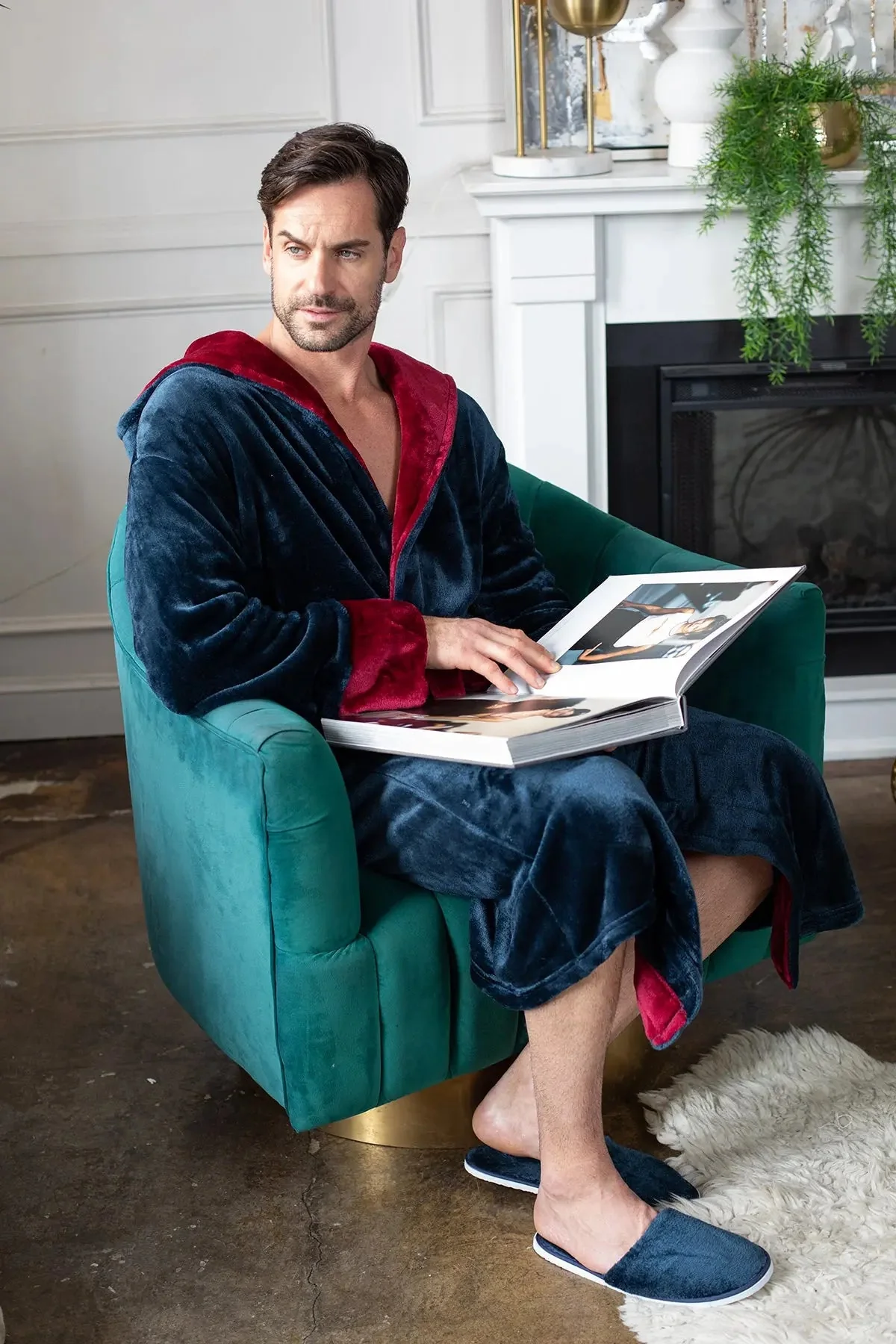 Men’s Robe with Hood – Ultra-Soft Plush Comfort for Everyday Use - Image 9
