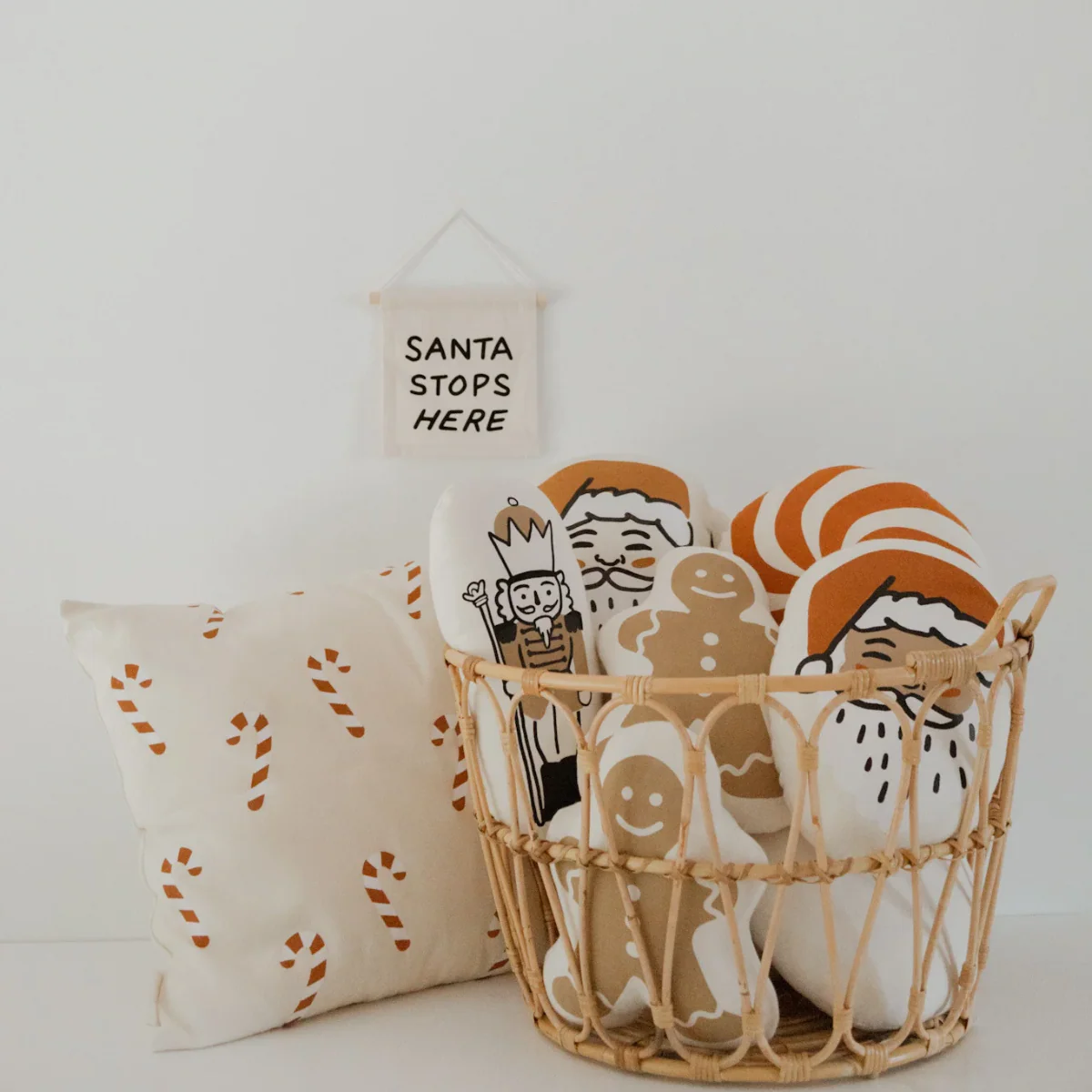 nutcracker Pillow - Image 4