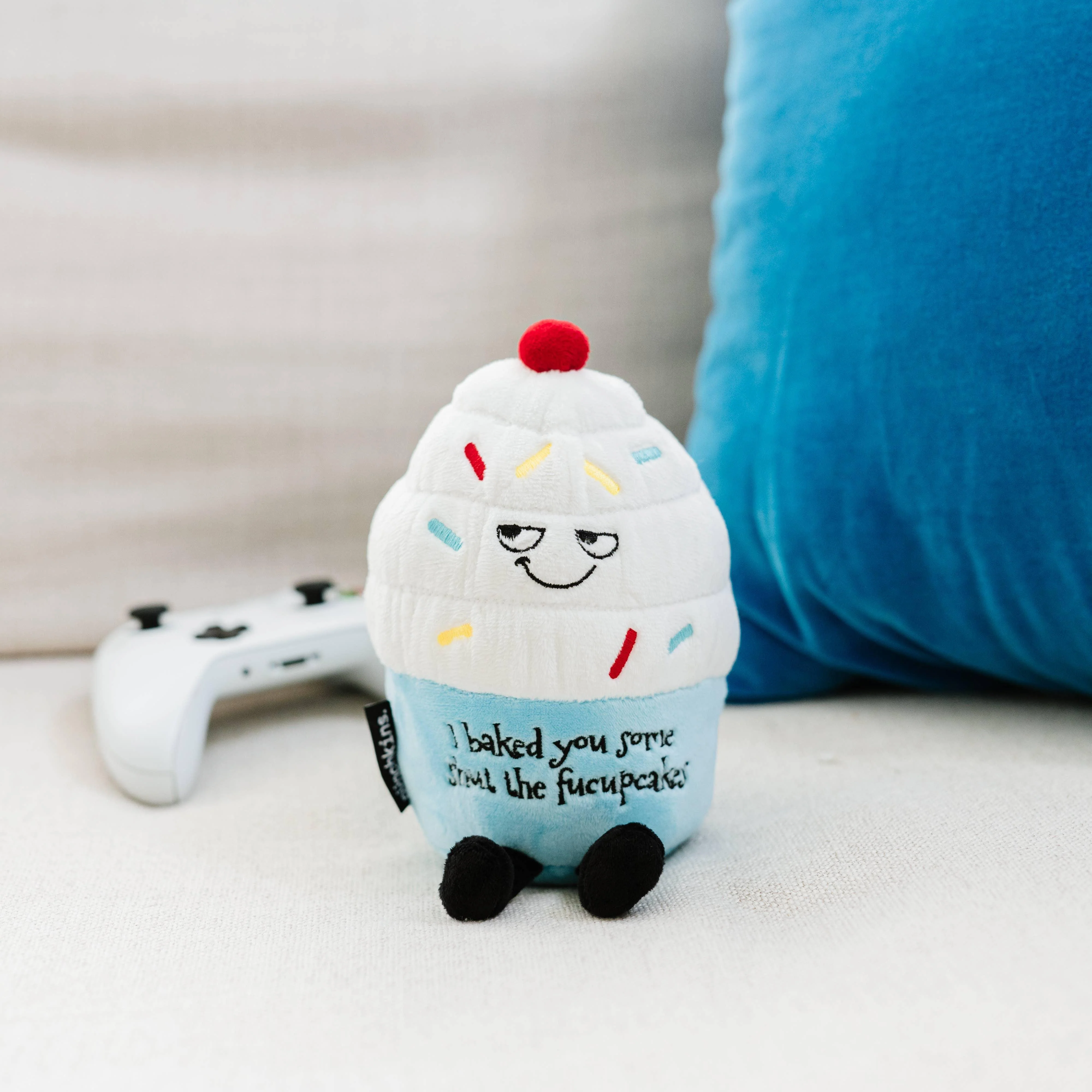 Punchkins Sassy Cupcake Plushie - Image 5