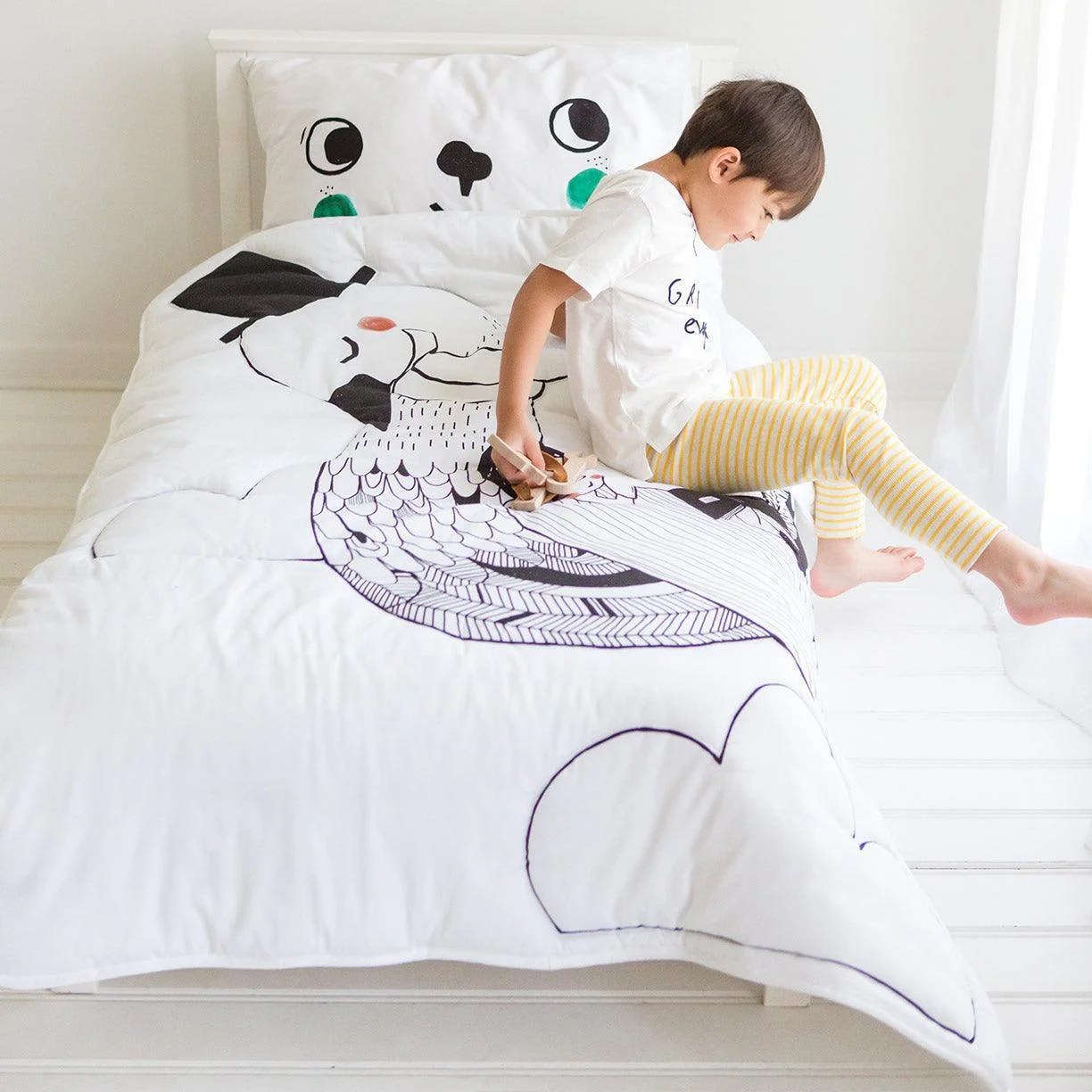 Swan Toddler Comforter - Image 5