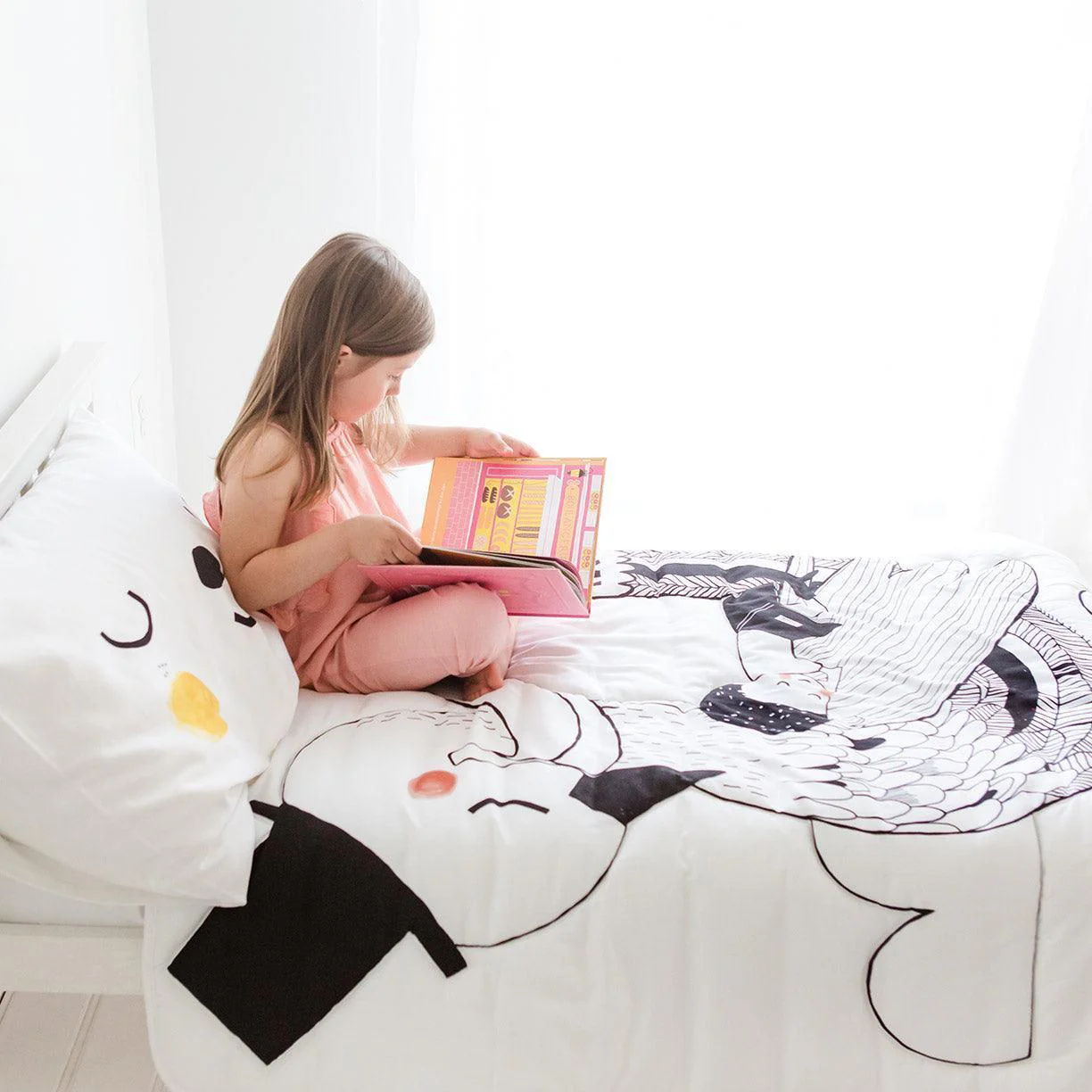 Swan Toddler Comforter - Image 7