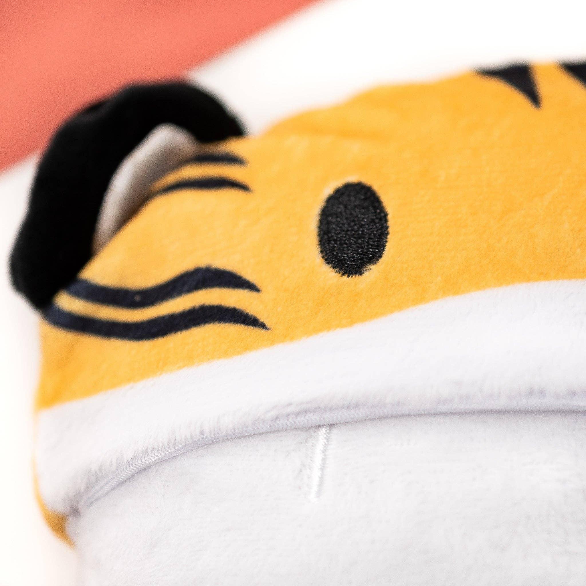 Wonton In A Million - Steamie with Tofu the Tiger Hat - Stuffed Plush - Image 5